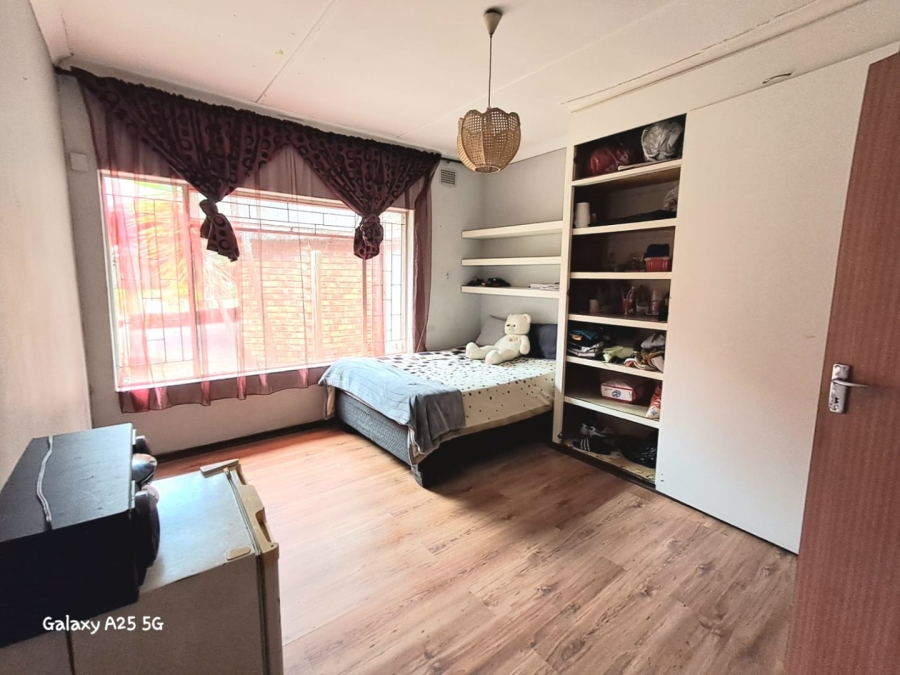 5 Bedroom Property for Sale in Sasolburg Ext 4 Free State